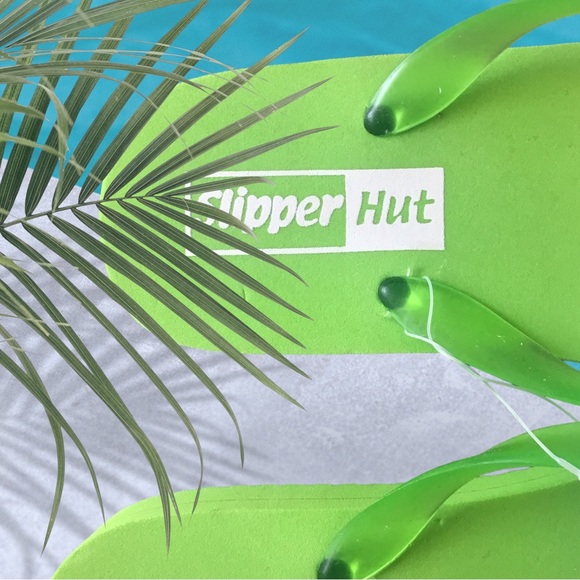 SLIPPER HUT FLIP FLOPS & STRAW HAT SET Flip Flops Green w/Flowers NWT SZ 7 - Picture 4 of 9